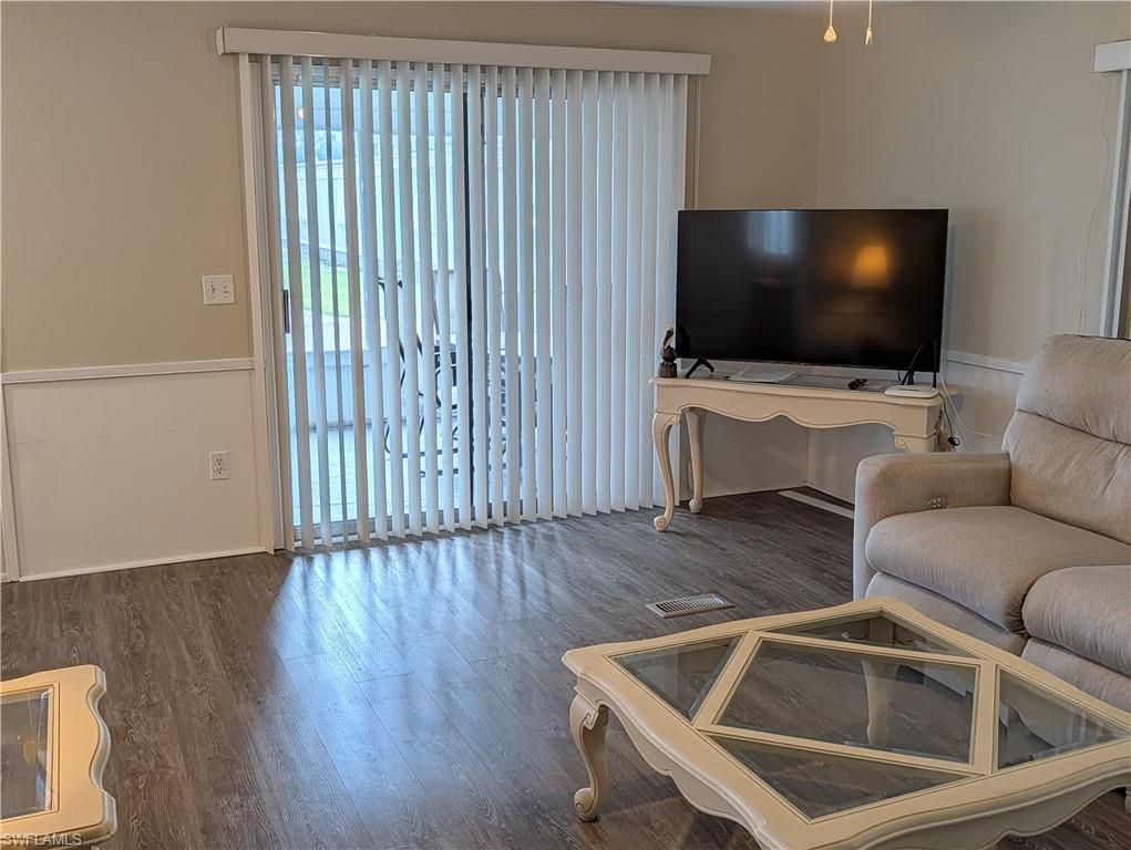 810 Hollyberry CT, NORTH FORT MYERS, FL 33917 — photo 5