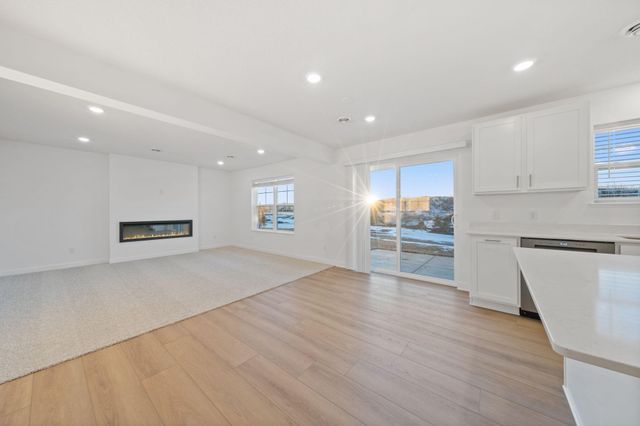 21669 Lilac Drive, Farmington, MN 55024