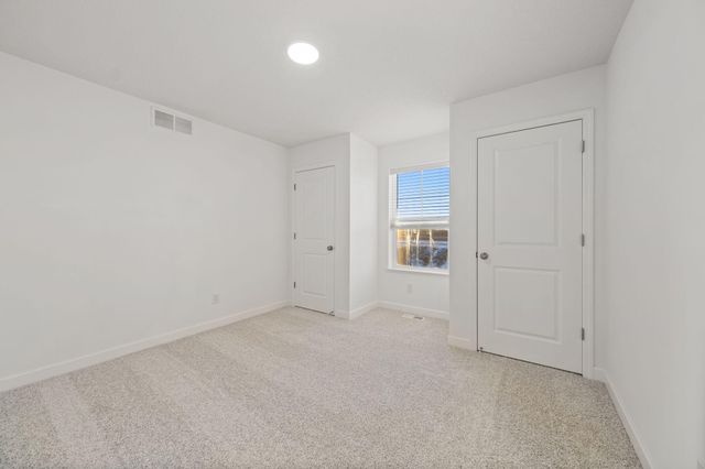 21669 Lilac Drive, Farmington, MN 55024