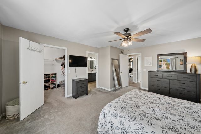 1313 Gilray Drive, Joliet, IL 60431