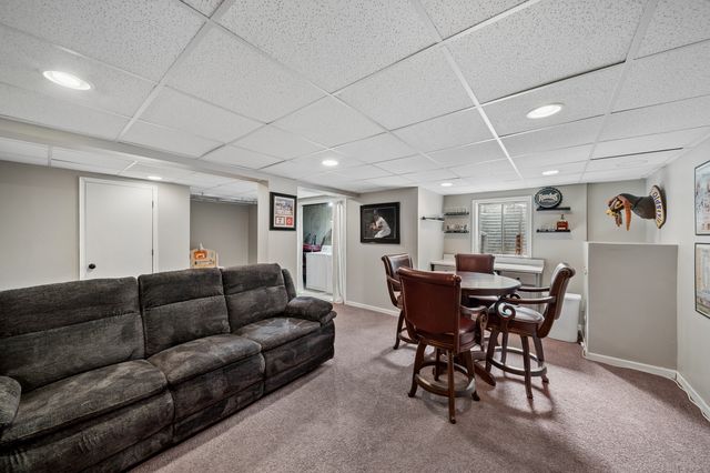 1313 Gilray Drive, Joliet, IL 60431