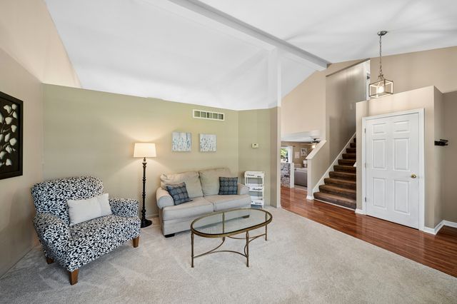 1313 Gilray Drive, Joliet, IL 60431