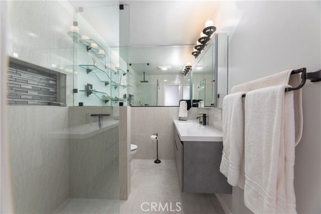 1404 E 1st Street 5, Long Beach, CA 90802