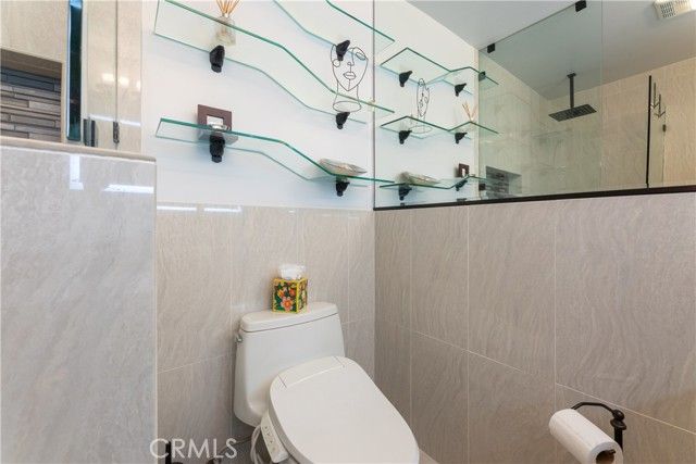 1404 E 1st Street 5, Long Beach, CA 90802