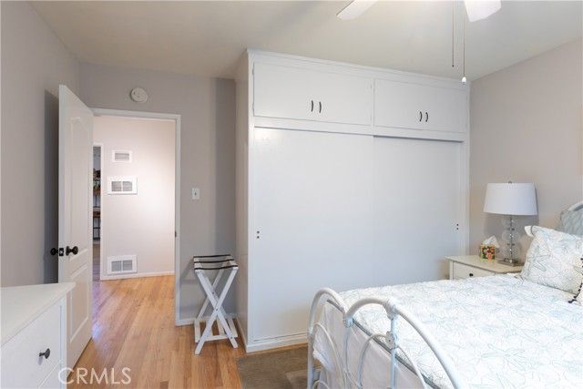 1404 E 1st Street 5, Long Beach, CA 90802