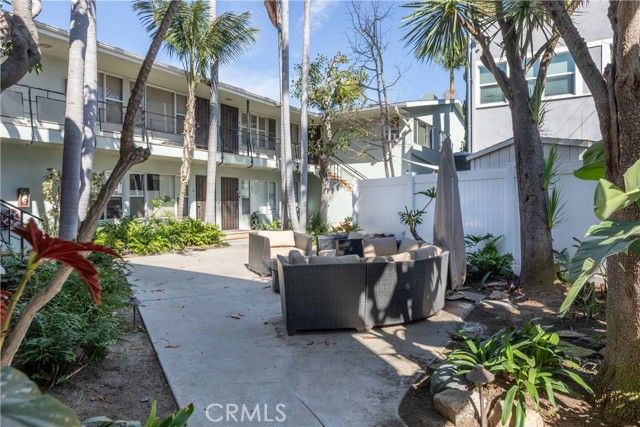 1404 E 1st Street 5, Long Beach, CA 90802