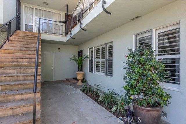 1404 E 1st Street 5, Long Beach, CA 90802