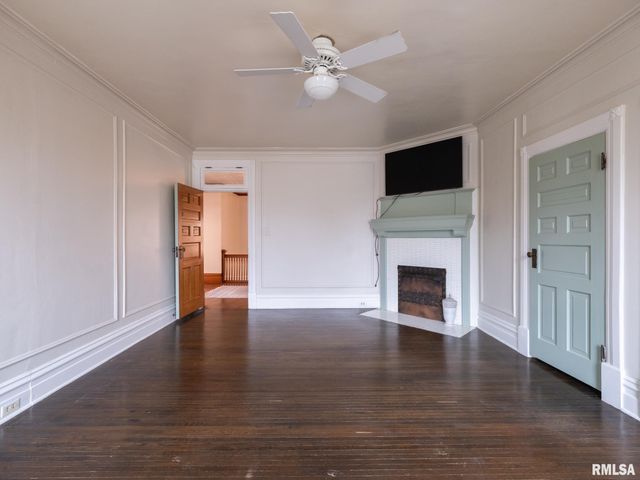 725 PARK Avenue, Pekin, IL 61554