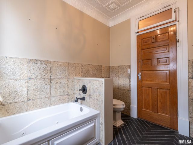 725 PARK Avenue, Pekin, IL 61554