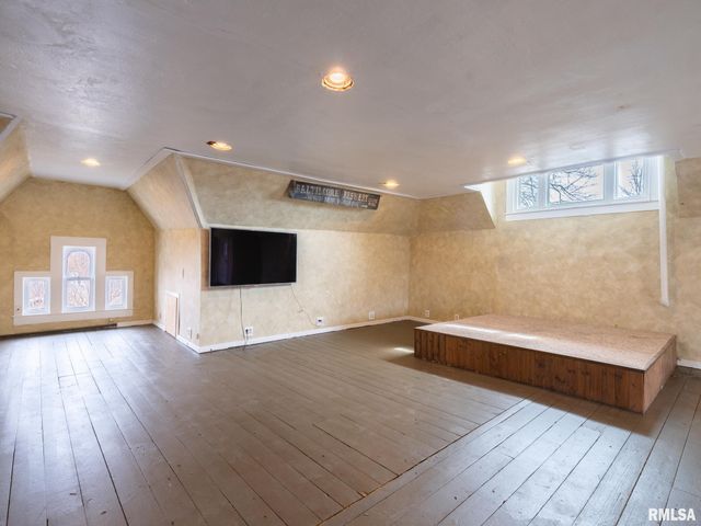 725 PARK Avenue, Pekin, IL 61554