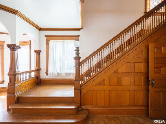 725 PARK Avenue, Pekin, IL 61554