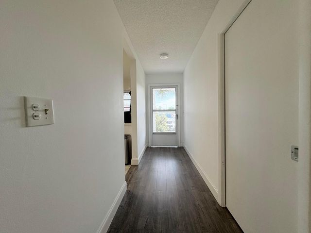 5775 W Fernley Drive W 121, West Palm Beach, FL 33415