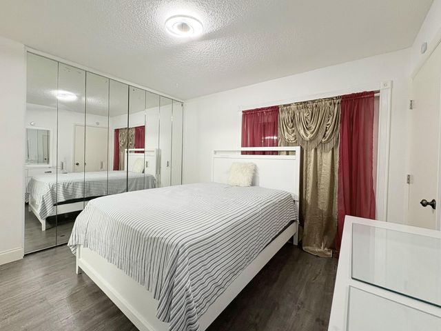 5775 W Fernley Drive W 121, West Palm Beach, FL 33415