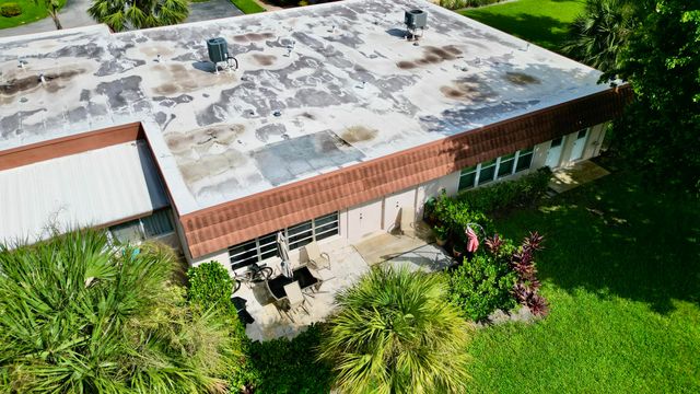 5775 W Fernley Drive W 121, West Palm Beach, FL 33415