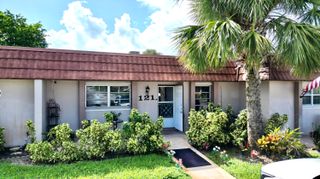 5775 W Fernley Drive W 121, West Palm Beach, FL 33415