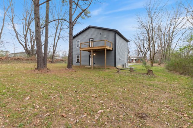 103 Mack St, Dickson, TN 37055