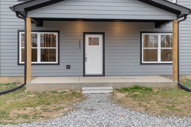 103 Mack St, Dickson, TN 37055