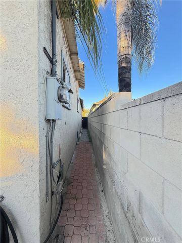 220 E Avenue 38, Los Angeles, CA 90031