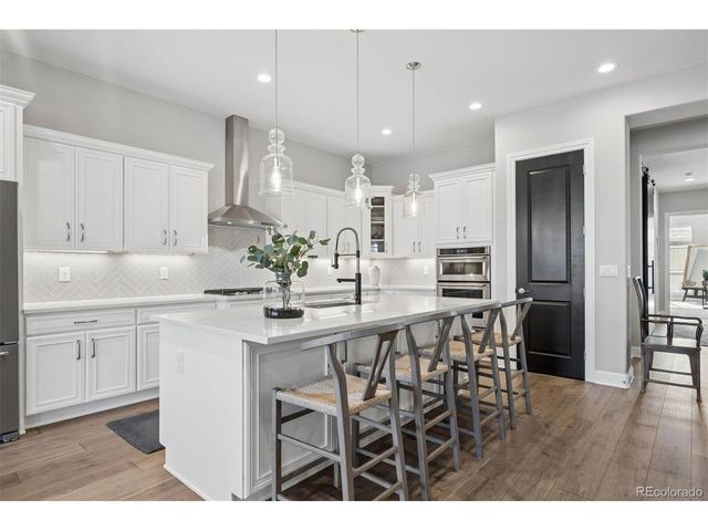 8457 S Shawnee Ct, Aurora, CO 80016