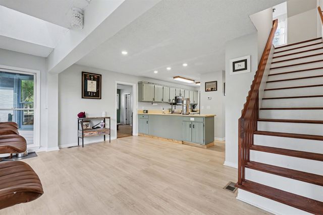 40 Pine Grove Ln., Georgetown, SC 29440