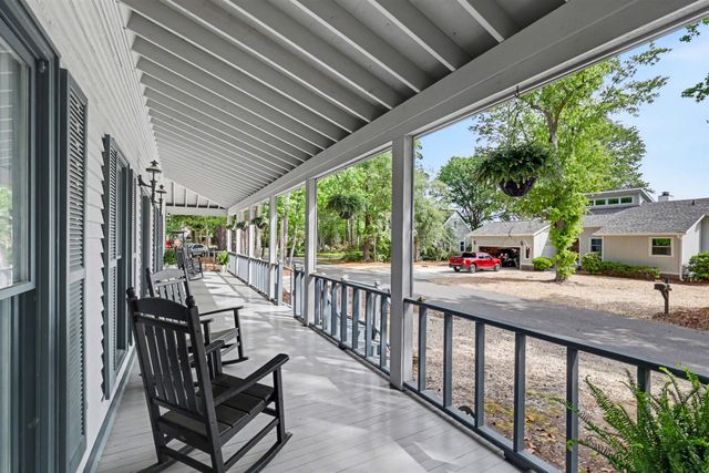 40 Pine Grove Ln., Georgetown, SC 29440