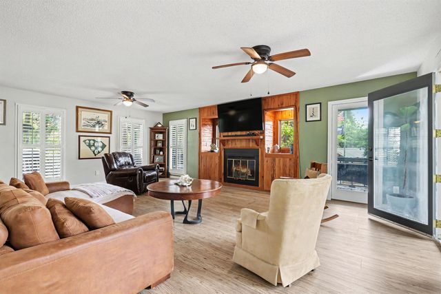40 Pine Grove Ln., Georgetown, SC 29440