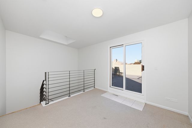 535 N WOOD Street, Chicago, IL 60622