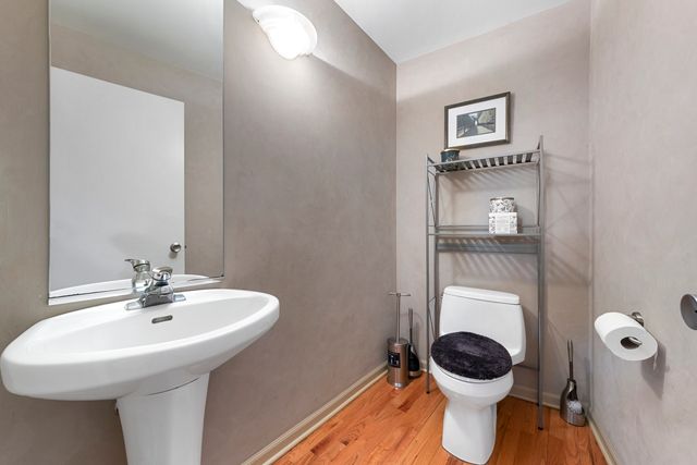 535 N WOOD Street, Chicago, IL 60622