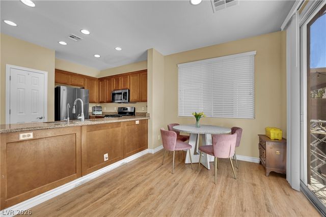 283 Trailing Putt Way, Las Vegas, NV 89148