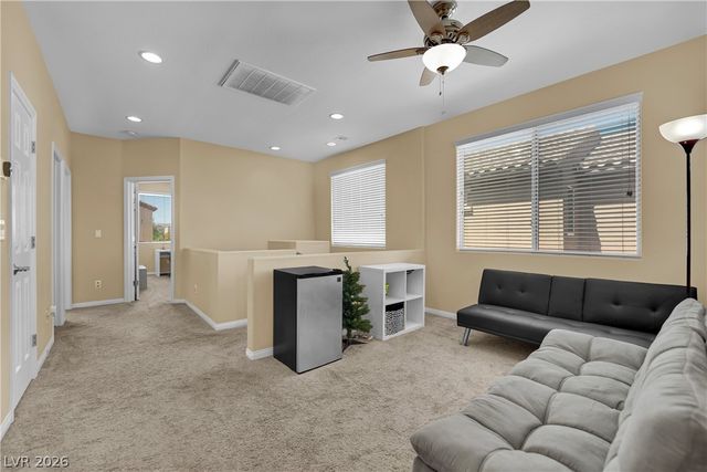 283 Trailing Putt Way, Las Vegas, NV 89148