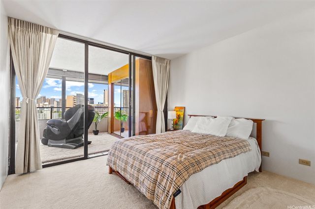 583 Kamoku Street DH1707, Honolulu, HI 96826
