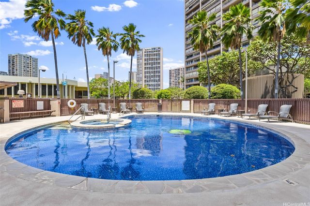583 Kamoku Street DH1707, Honolulu, HI 96826