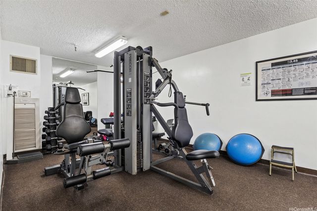 583 Kamoku Street DH1707, Honolulu, HI 96826