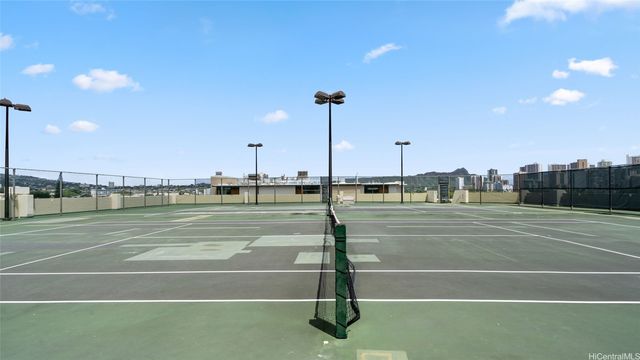 583 Kamoku Street DH1707, Honolulu, HI 96826