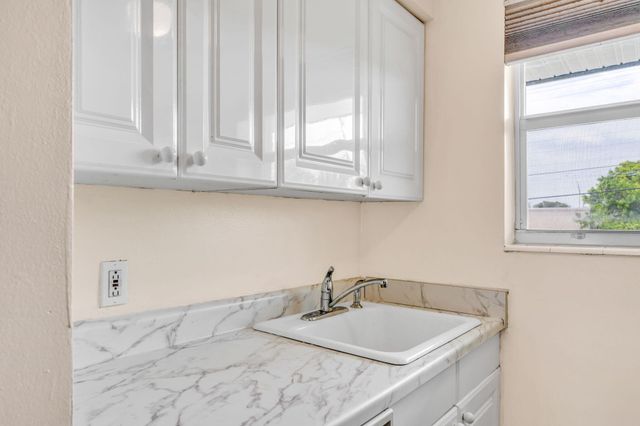 5301 Ocean Ter Apt 6, Marathon, FL 33050