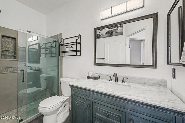 1225 E GRENADINE Road, Phoenix, AZ 85040