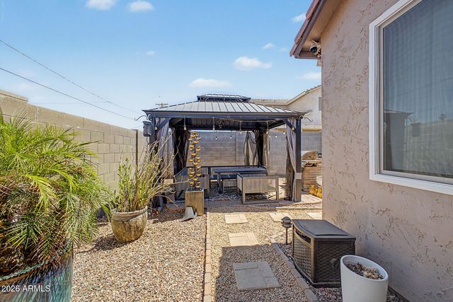 1225 E GRENADINE Road, Phoenix, AZ 85040