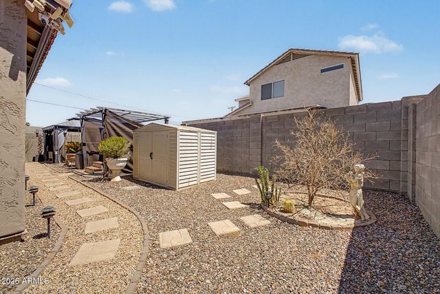 1225 E GRENADINE Road, Phoenix, AZ 85040