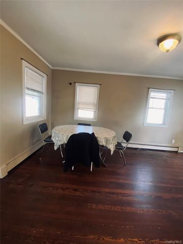 46 Leonard Street, Smithtown, NY 11787