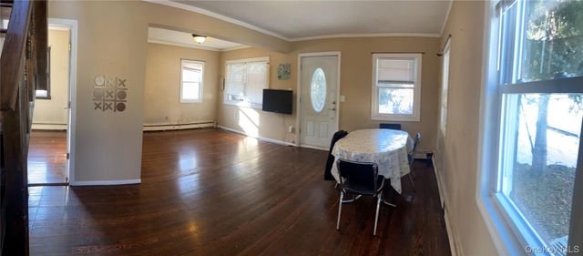 46 Leonard Street, Smithtown, NY 11787