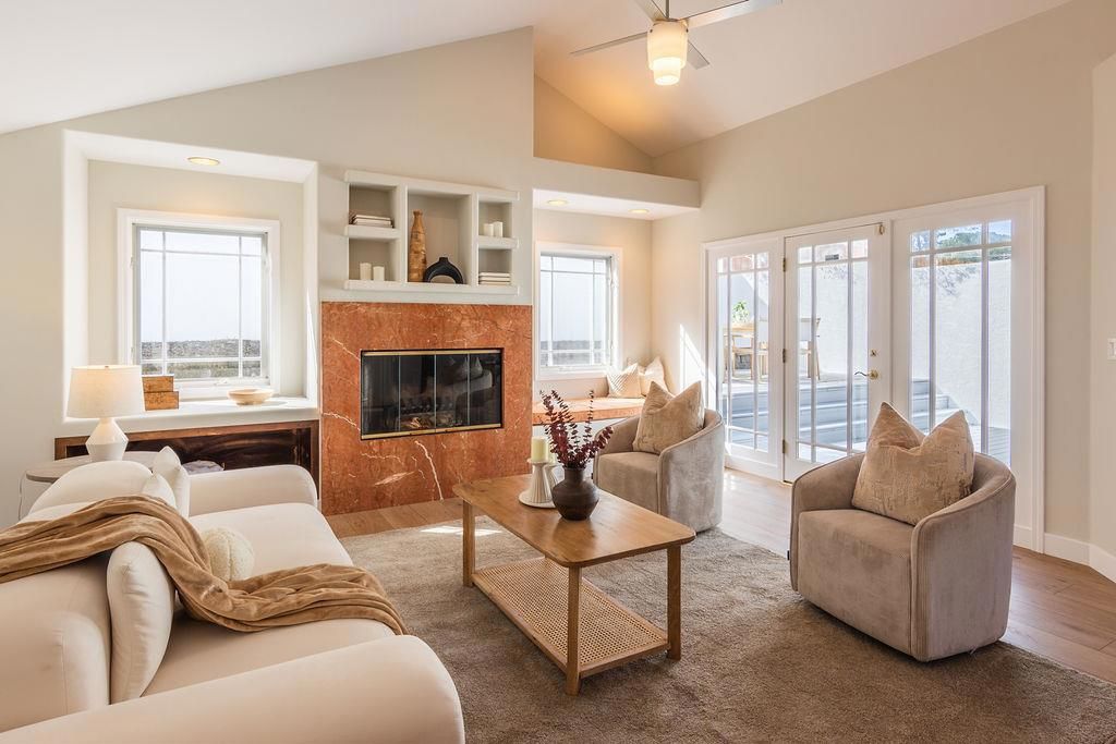 Image 10 of property listing at 3455 Dover Road, Redwood City, CA 94061