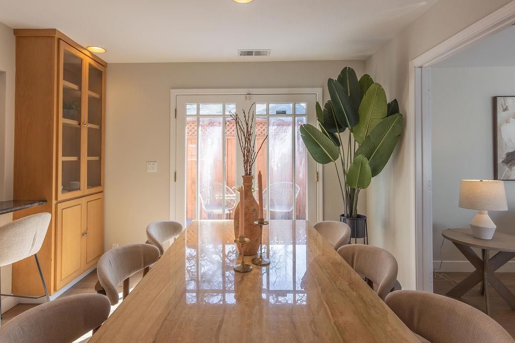 Image 12 of property listing at 3455 Dover Road, Redwood City, CA 94061