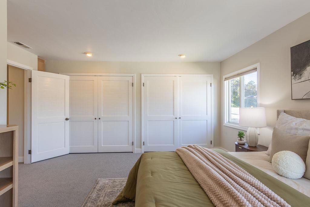 Image 20 of property listing at 3455 Dover Road, Redwood City, CA 94061