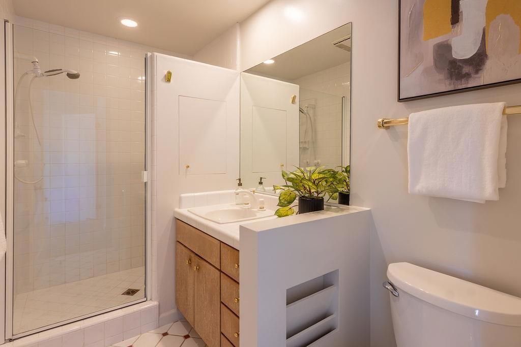 Image 23 of property listing at 3455 Dover Road, Redwood City, CA 94061