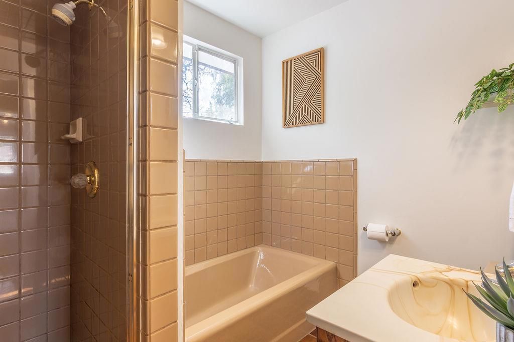 Image 27 of property listing at 3455 Dover Road, Redwood City, CA 94061