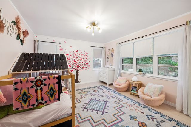 1657 Nob Hill Road, Dallas, TX 75208