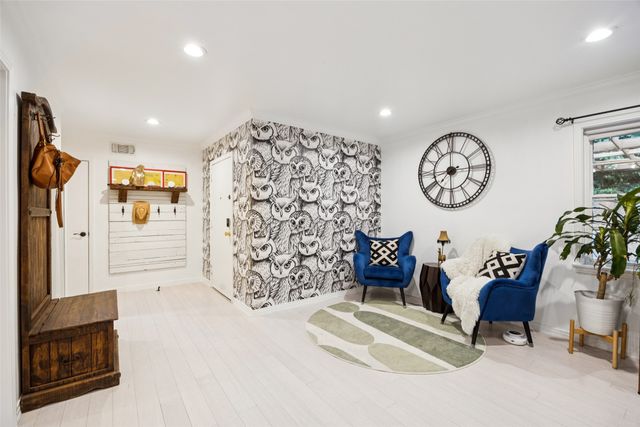 1657 Nob Hill Road, Dallas, TX 75208