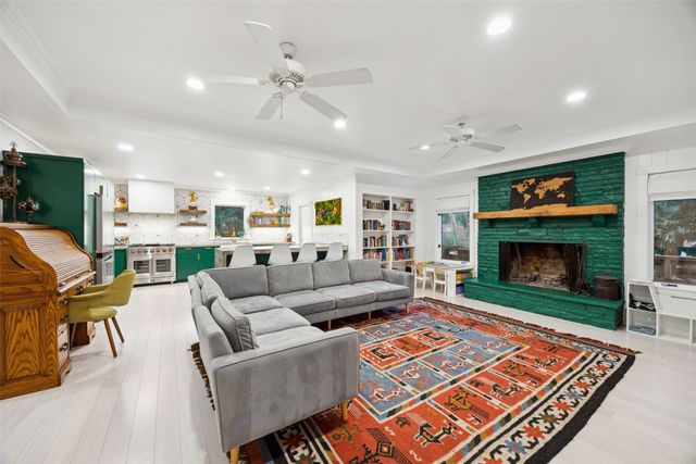1657 Nob Hill Road, Dallas, TX 75208