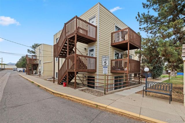 9240 W 49th Avenue 306, Wheat Ridge, CO 80033