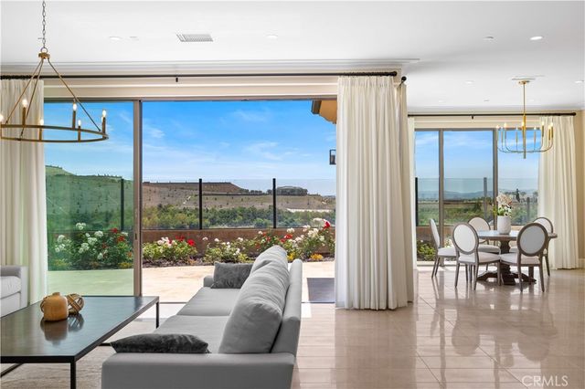 163 Summerland, Irvine, CA 92602